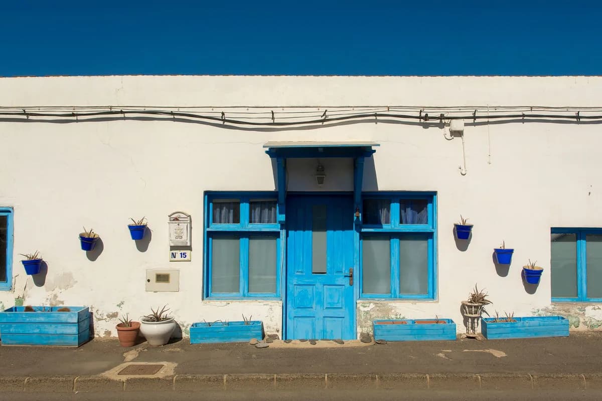 Downsizing in Las Vegas: Sell the Family Home First? — additional context