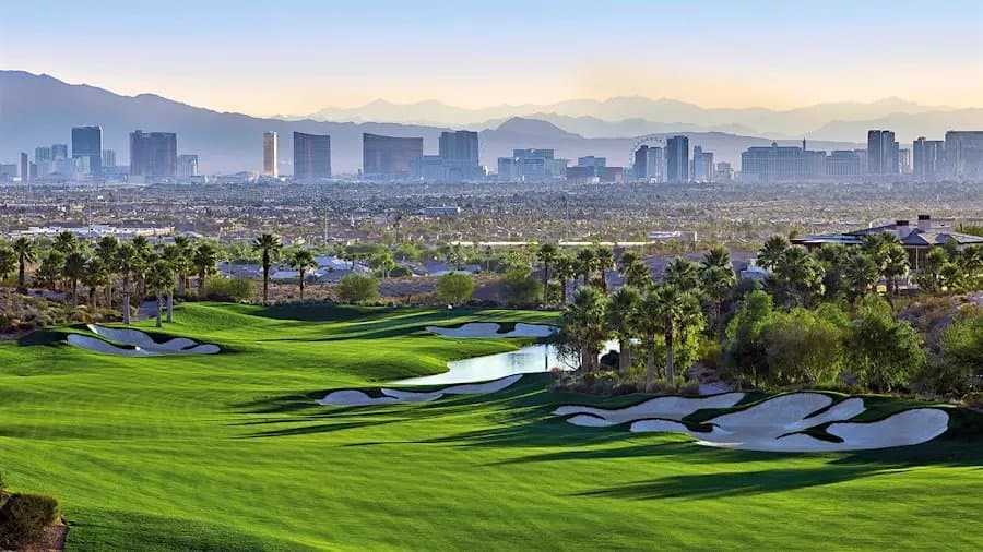 The Ultimate Guide to Golfing in Las Vegas: Courses, Lifestyle, and What Makes It Unique